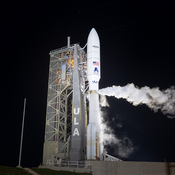 Contenido disponible en TV, laptop, tablet y móvil